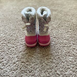 Totes Pink and White snow boots